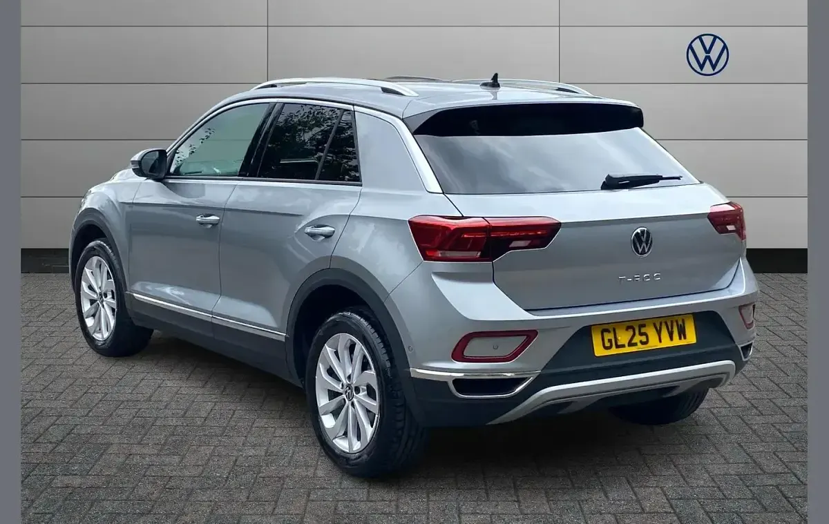 Used VW T-Roc Style 150 HP (110 kW) 2025 Silver SUV