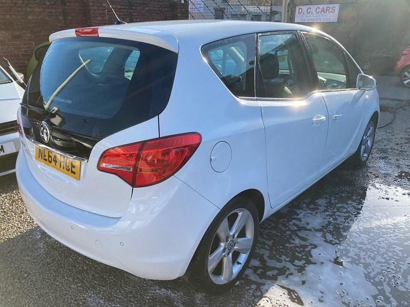 Used Vauxhall Meriva 2014 White MPV