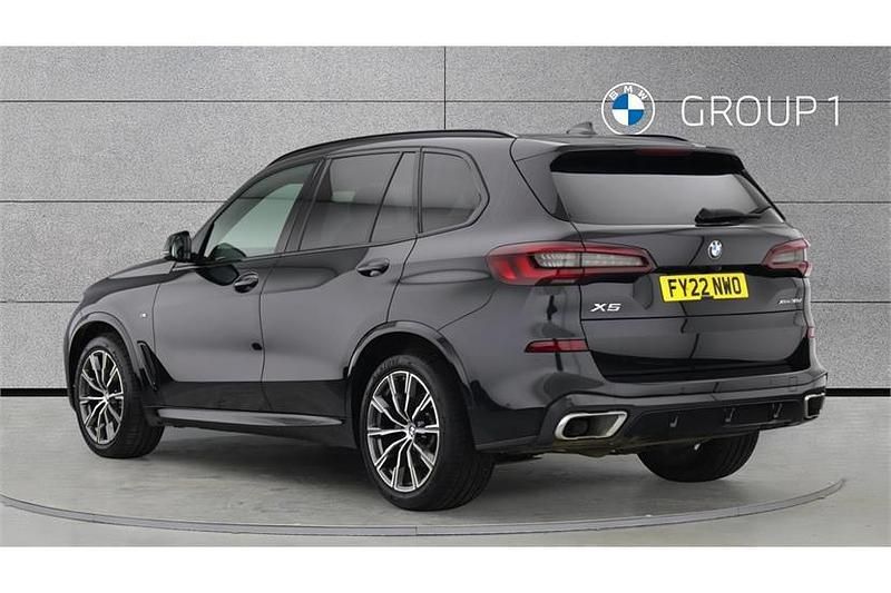 Used BMW X5 M Sport 286 HP (210 kW) 2022 Black sapphire metallic paint SUV