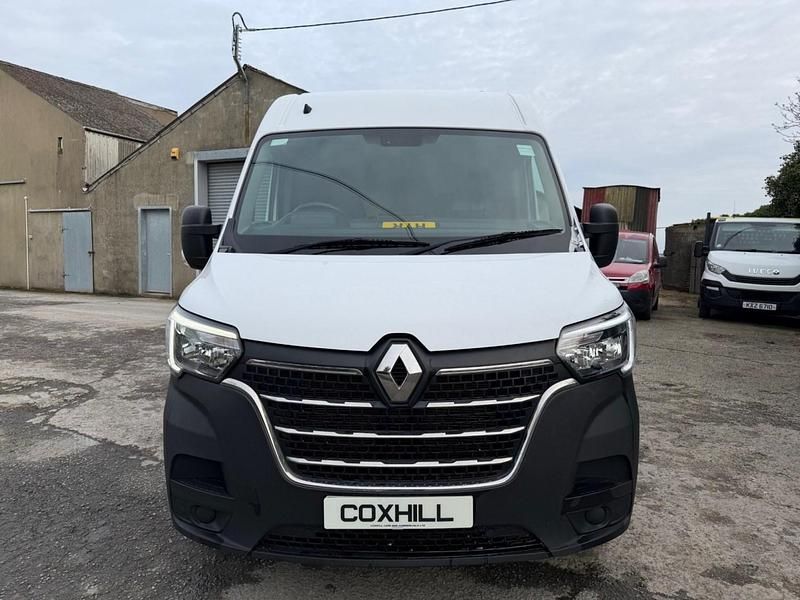 Used Renault Master Business 2022 White MPV