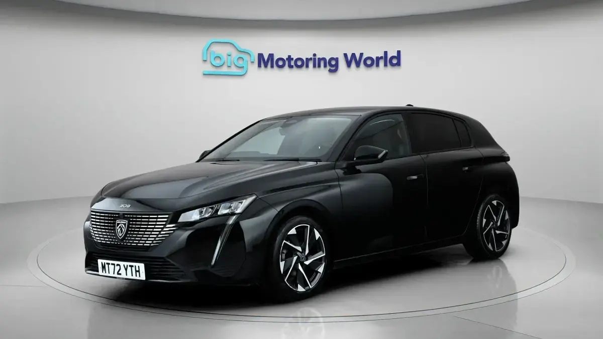 Used Peugeot 308 Allure Premium 131 HP (96 kW) 2022 Black Hatchback