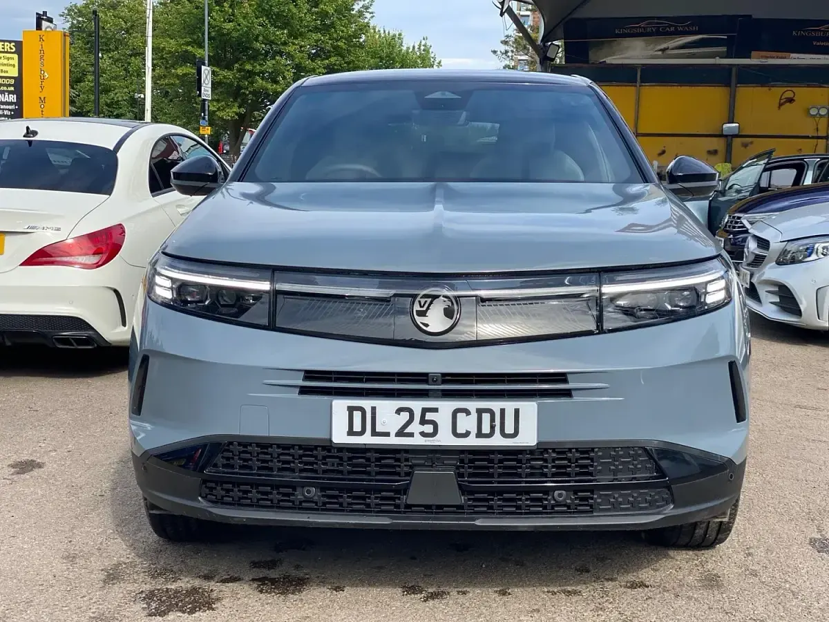 Used Vauxhall Grandland X Ultimate 2025 Grey SUV