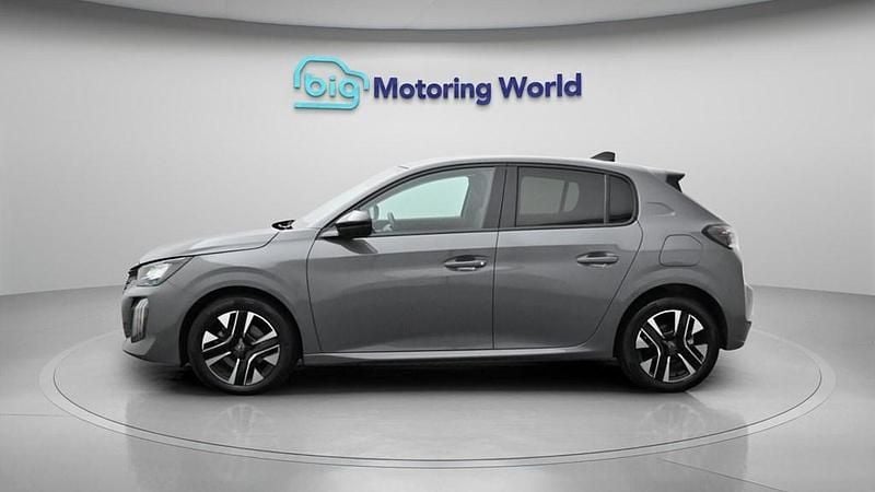 Used Peugeot 208 Allure 100 HP (73 kW) 2025 Grey Hatchback