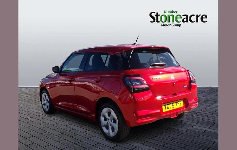 New Suzuki Swift 80 HP (58 kW) 2025 Red Hatchback