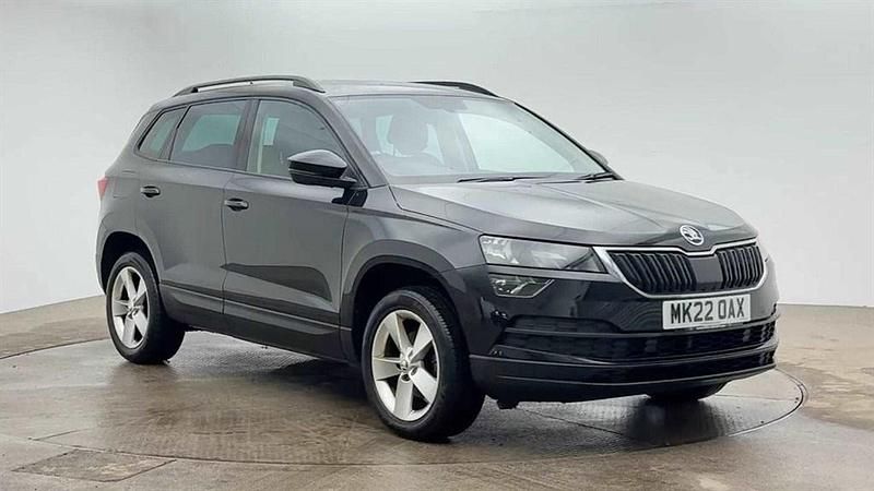 Used Skoda Karoq SE 110 HP (80 kW) 2022 Black metallic SUV