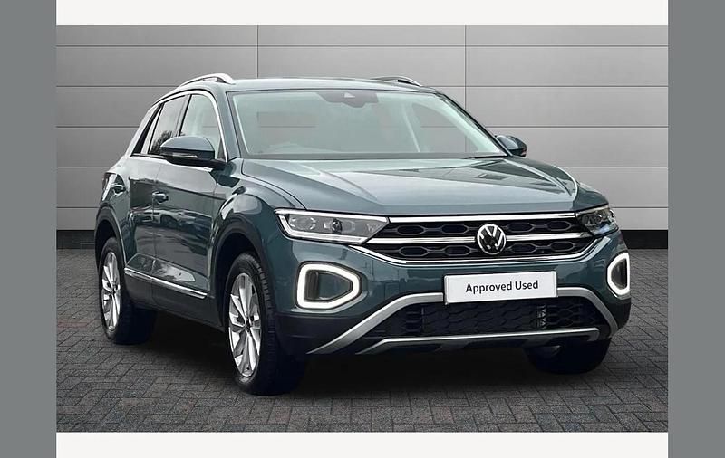 Blue New 2025 VW T-Roc Style SUV | £31,995 (A bit pricey) - Image 1/3