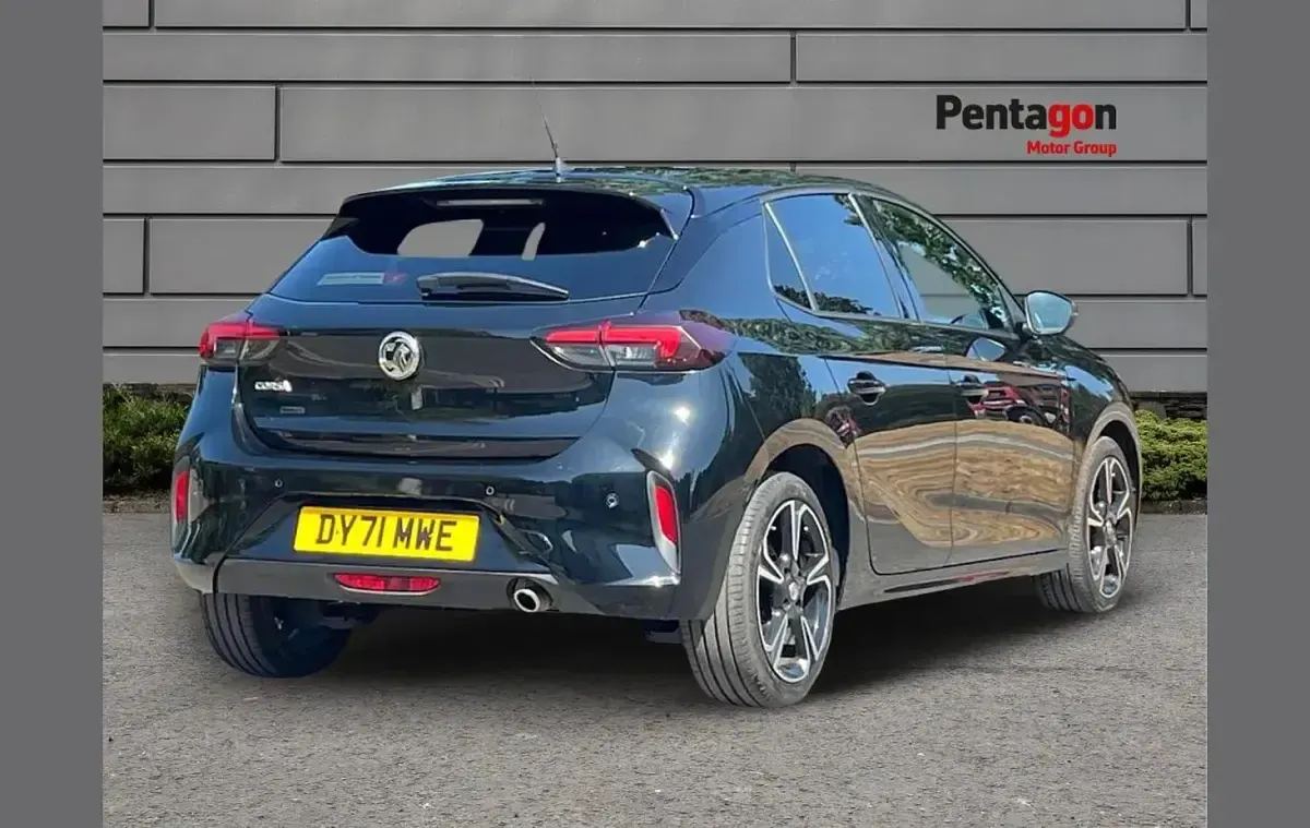 Used Vauxhall Corsa SRi 99 HP (72 kW) 2021 Black Hatchback