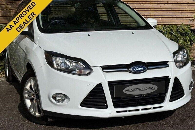 White Used 2014 Ford Focus Titanium Hatchback | £7,485 (Fair price) - Image 1/1