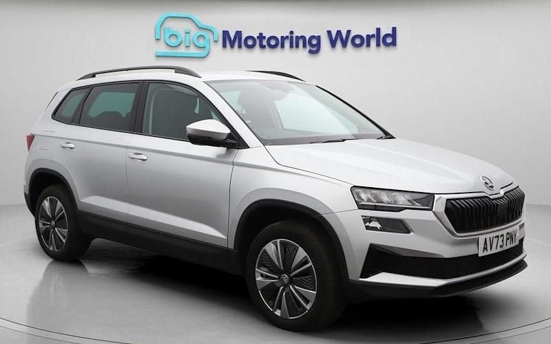 Silver Used 2023 Skoda Karoq SE Drive SUV | £20,783 (Good price) - Image 1/4