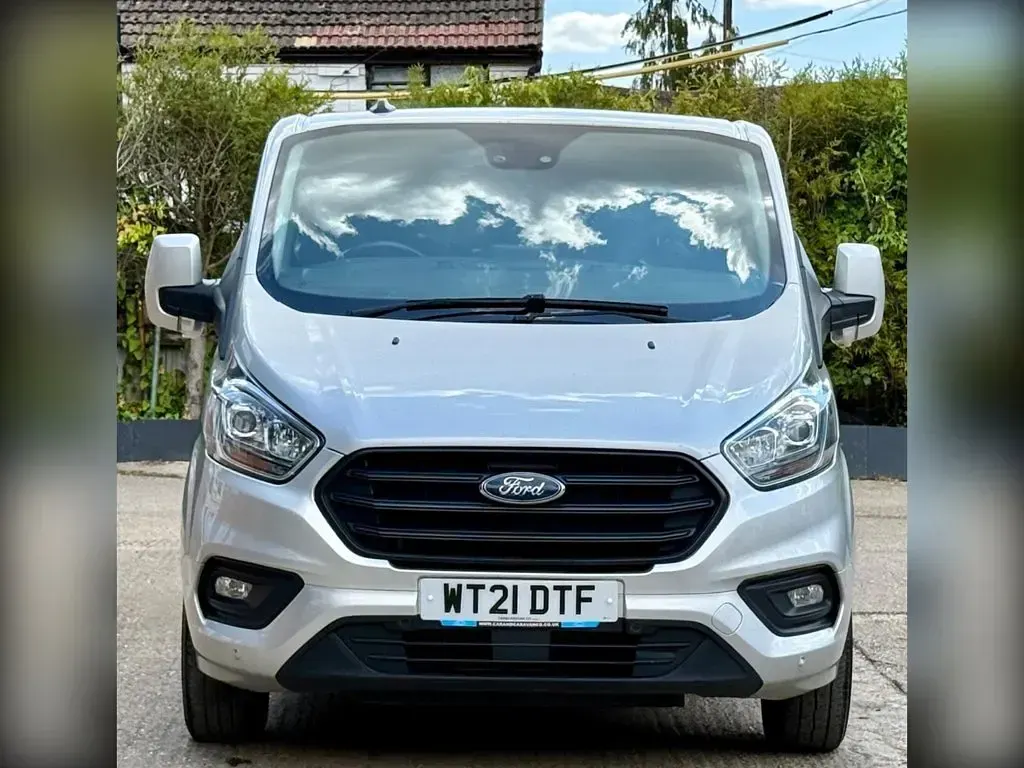 Used Ford Transit Custom Trend 128 HP (94 kW) 2021 Silver Van