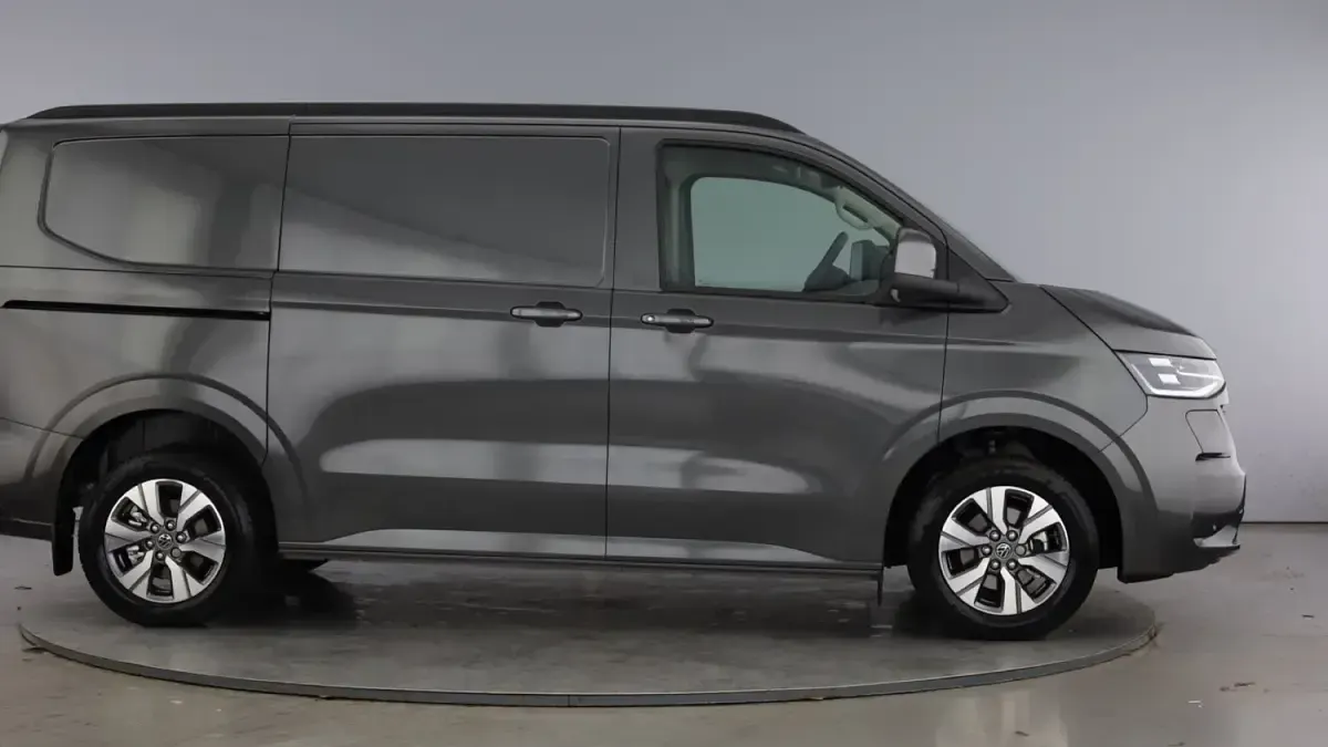 Used VW Transporter Pro 160 kW (218 HP) 2025 Grey Van