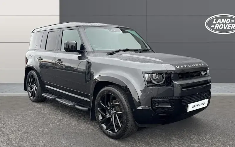 Used Land Rover Defender HSE Dynamic 249 HP (183 kW) 2025 SUV