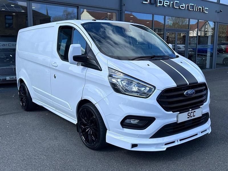 Used Ford Transit Custom Limited 170 HP (125 kW) 2019 White Van