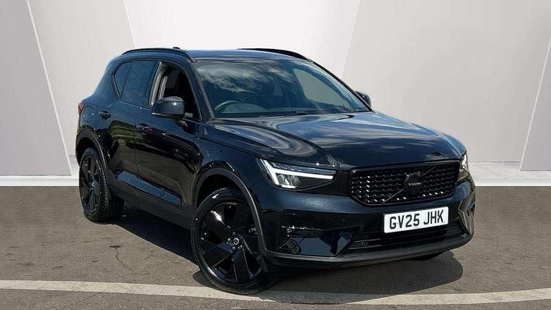 Black Used 2025 Volvo XC40 Plus SUV | £36,950 (Expensive) - Image 1/4