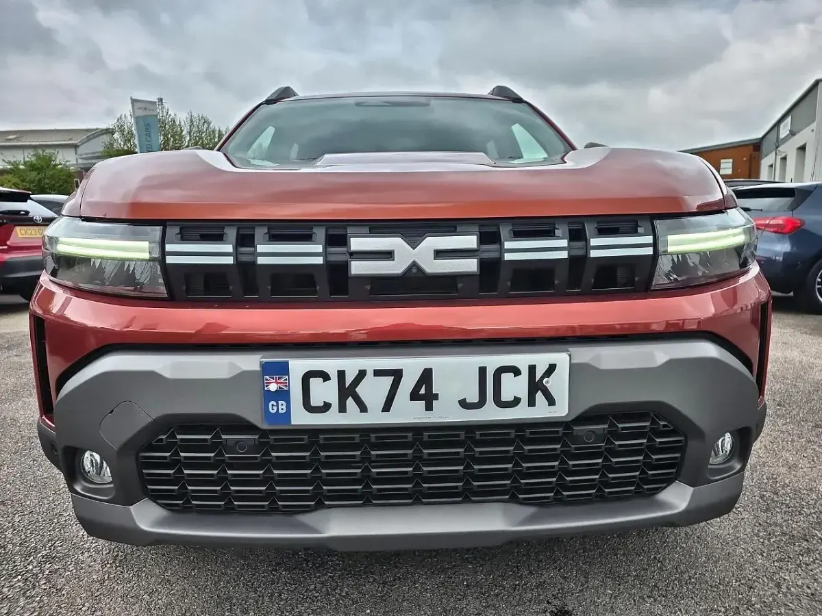 Second-hand Dacia Duster Extreme 138 CP (101 kW) 2024 Maro SUV