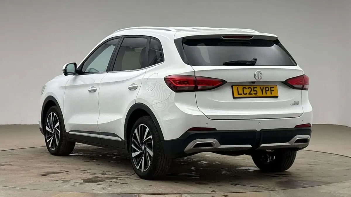 Used MG ZS Trophy 196 HP (144 kW) 2025 White SUV