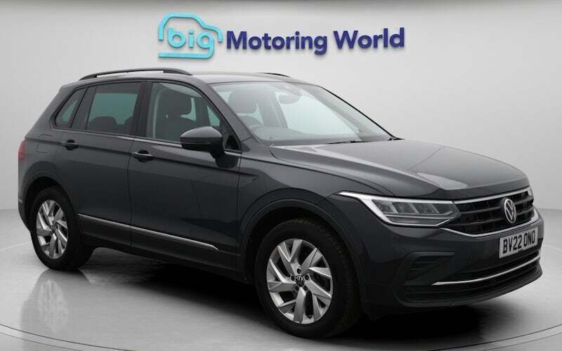 Used 2024 VW Tiguan Life SUV | £19,000 (Super price) - Image 1/4