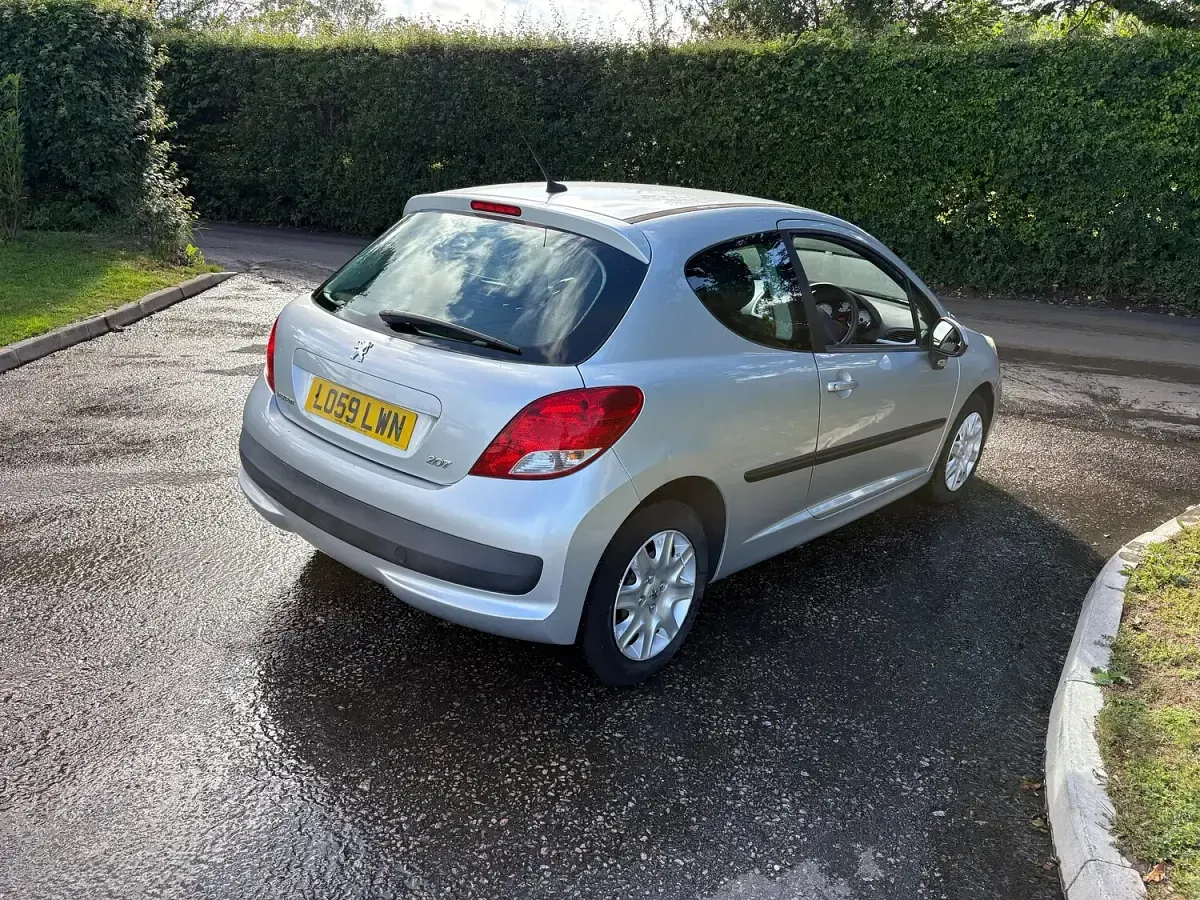 Used Peugeot 207 S 2010 Silver Hatchback