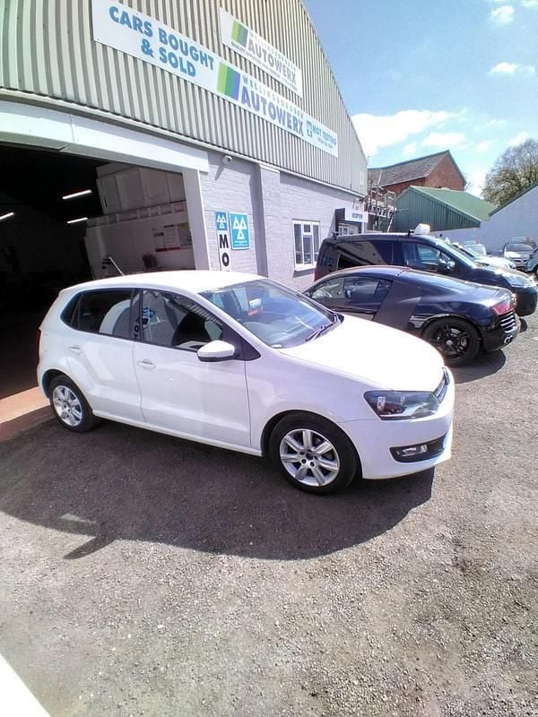 White Used 2014 VW Polo Edition Hatchback | £5,995 (Fair price) - Image 1/4