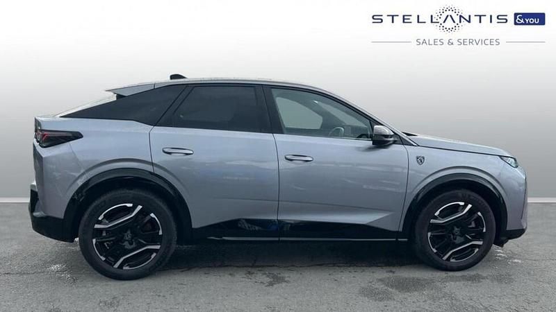 Used Peugeot e-3008 GT 152 kW (207 HP) 2025 Grey SUV