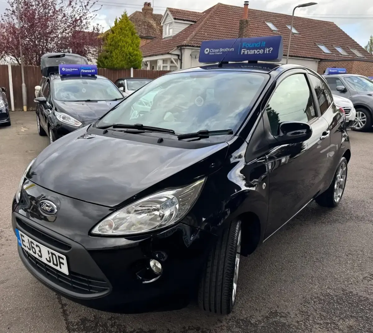 Używany Ford Ka Titanium 69 KM (50 kW) 2013 Czarny Hatchback