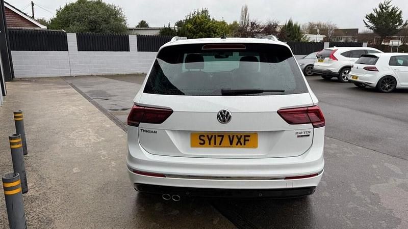 Used VW Tiguan R-line 150 HP (110 kW) 2017 White SUV