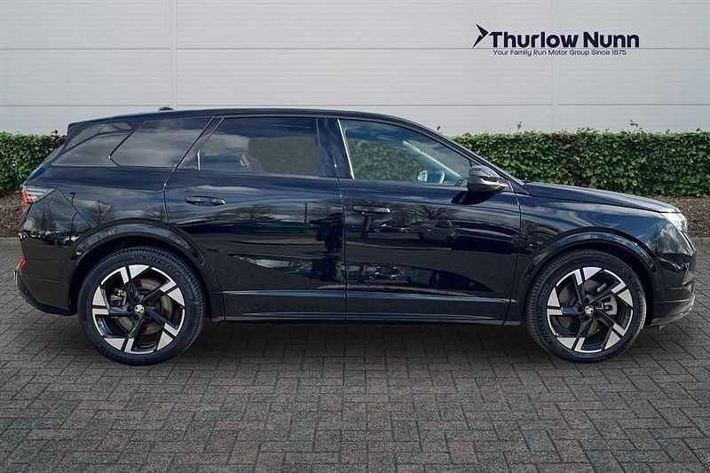 Used Vauxhall Grandland Ultimate 156 kW (213 HP) 2024 Black SUV