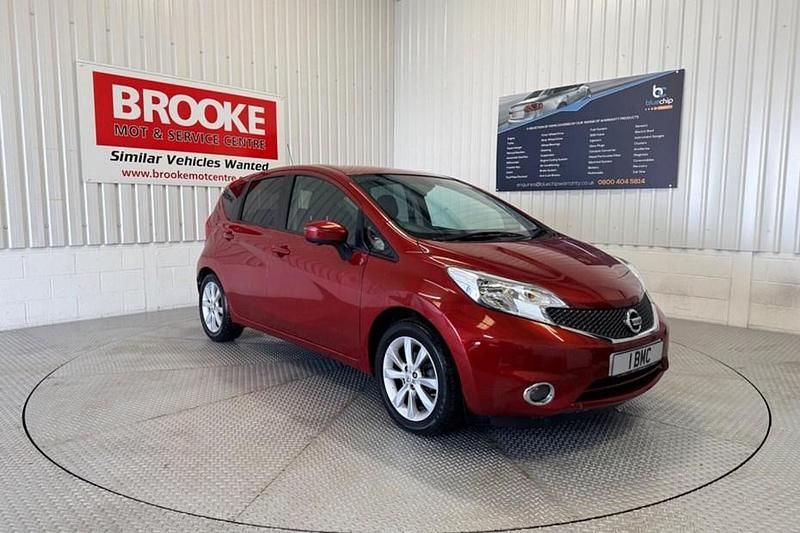 Used Nissan Note S 98 HP (72 kW) 2014 Red Hatchback