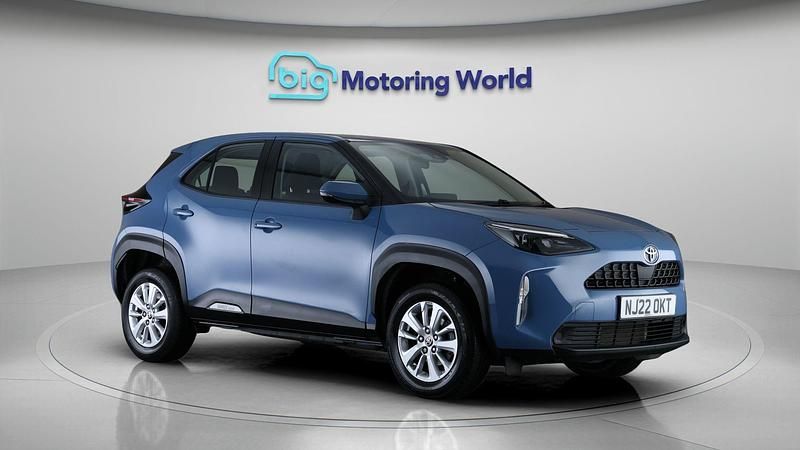 Used Toyota Yaris Hybrid 114 HP (83 kW) 2022