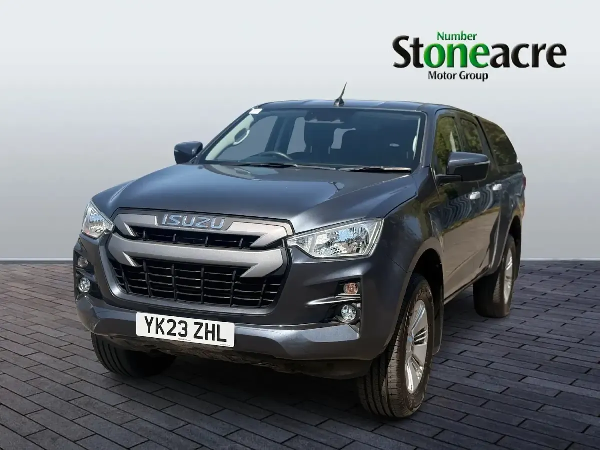 Used Isuzu D-Max 164 HP (120 kW) 2023 Grey Pickup