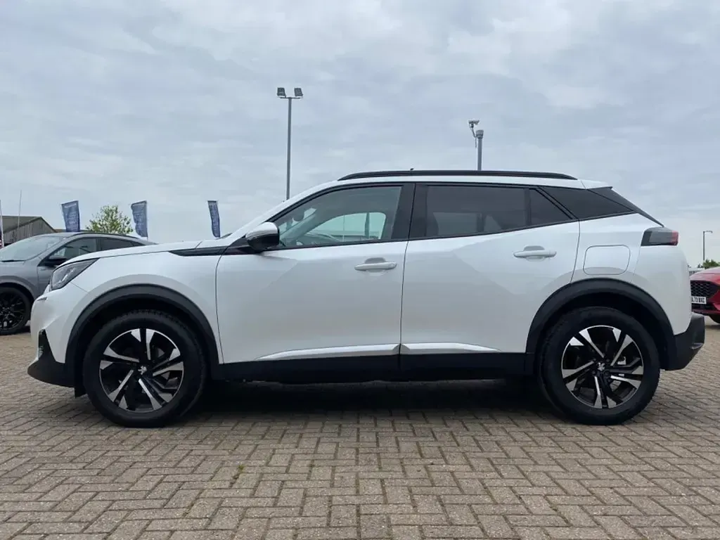 Begagnad Peugeot 2008 Allure Premium 2020 Vit SUV