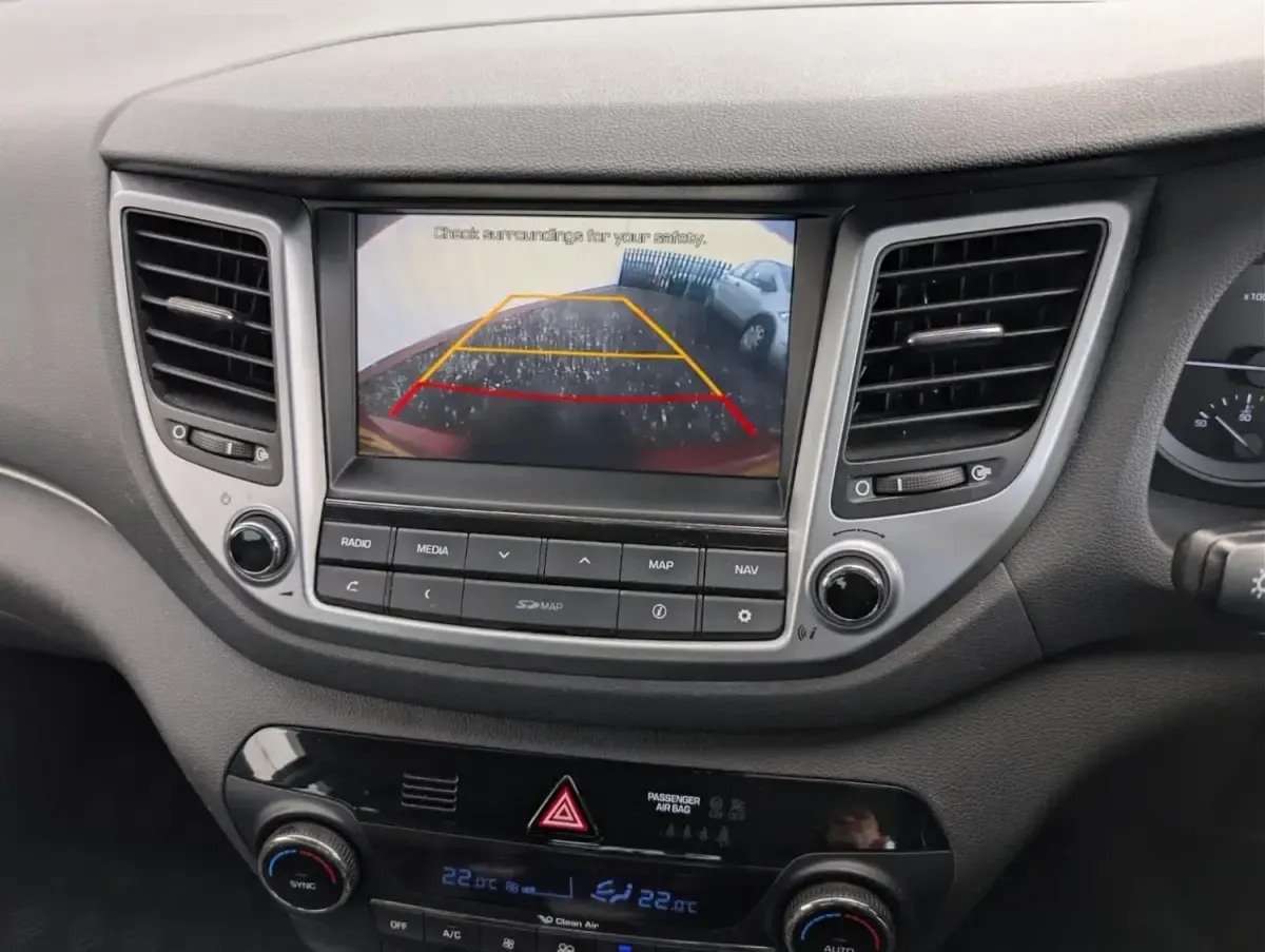 Usado Hyundai Tucson Premium 136 HP (100 kW) 2016 Vermelho SUV