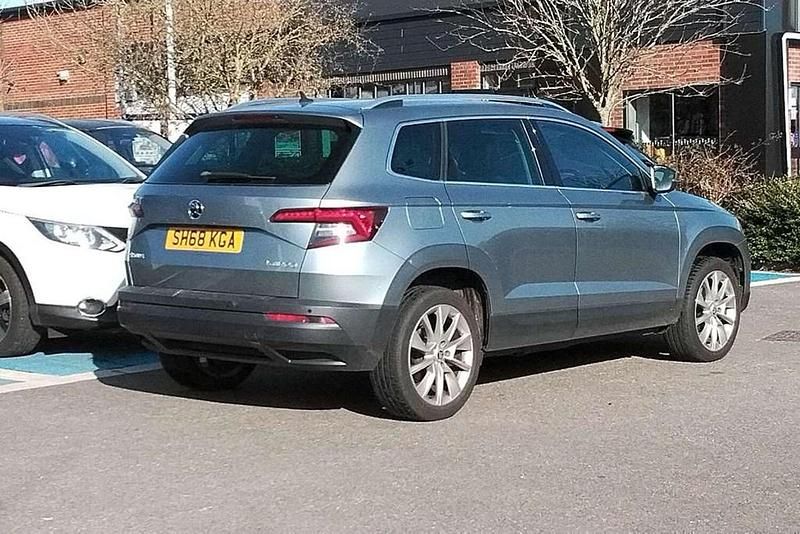 Used Skoda Karoq SE L 150 HP (110 kW) 2018 Grey SUV