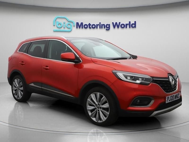 Red Used 2020 Renault Kadjar Version S SUV | £11,200 (Fair price) - Image 1/4