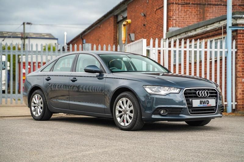 Used Audi A6 Comfort 177 HP (130 kW) 2013 Blue Sedan