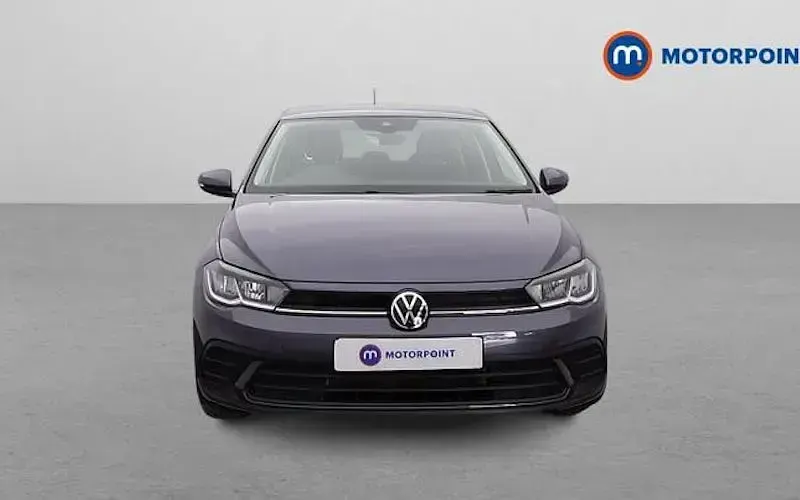 Used VW Polo Life 80 HP (58 kW) 2025 Grey Hatchback