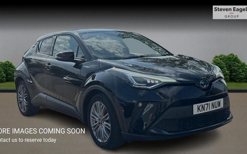 Begagnad Toyota C-HR 184 HK (135 kW) 2023 SUV