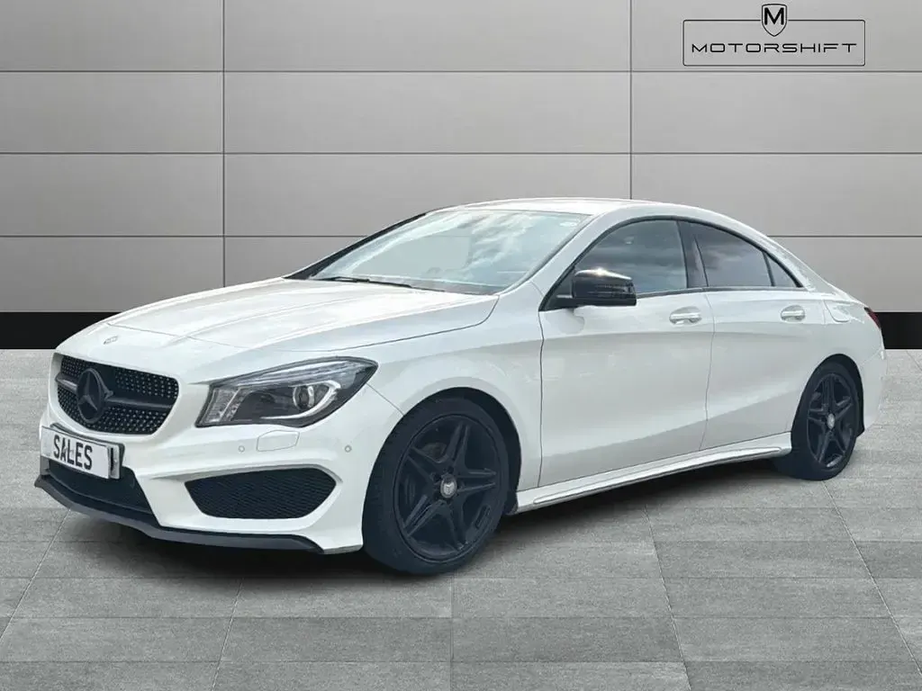 Used Mercedes CLA200 AMG 136 HP (100 kW) 2015 White Coupe