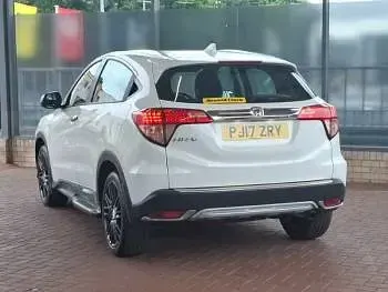 Used Honda HR-V S 130 HP (95 kW) 2017 White SUV