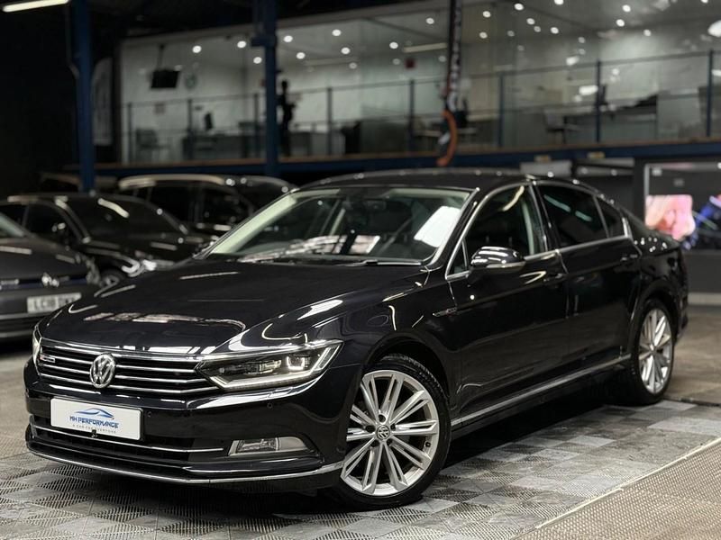Black Used 2016 VW Passat GT Sedan | £15,495 (A bit pricey) - Image 1/4