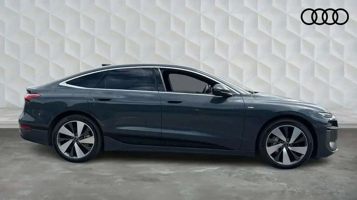 New Audi A6 e-tron S-Line 100 kW (136 HP) 2025 Magnet grey Estate