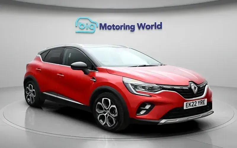 Usado Renault Captur SE 160 HP (117 kW) 2022 Vermelho SUV