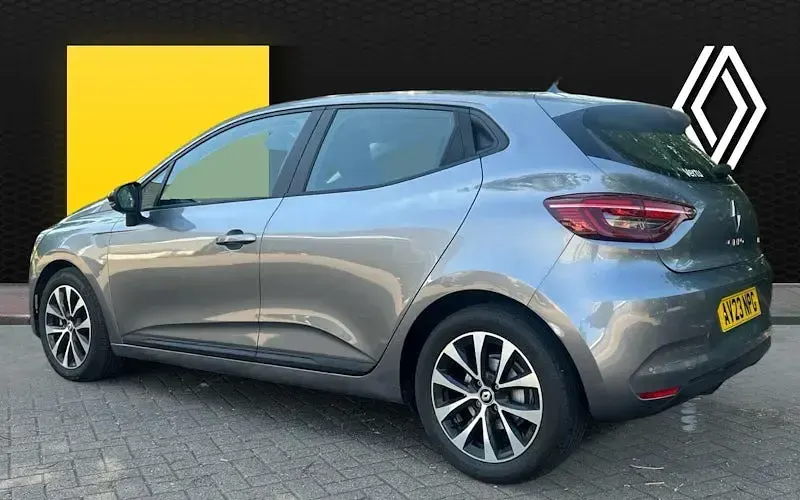 Used Renault Clio Evolution 145 HP (106 kW) 2023 Grey Hatchback