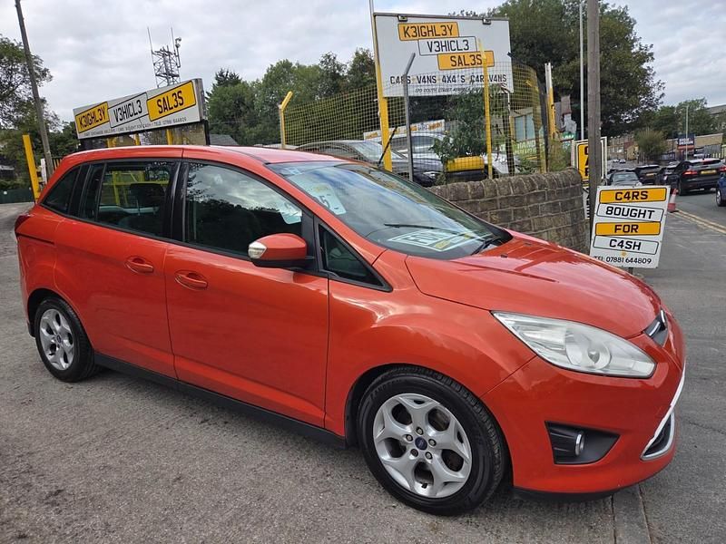Red Used 2012 Ford Grand C-Max Zetec MPV | £2,995 (Fair price) - Image 1/4