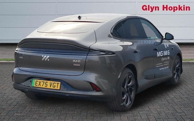 New MG IM6 553 kW (752 HP) 2026 SUV