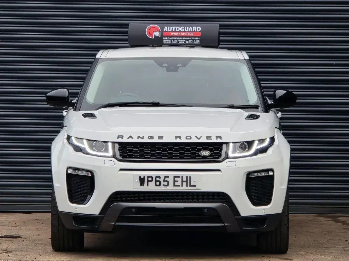 Used Land Rover Range Rover evoque HSE Dynamic 2015 White Estate