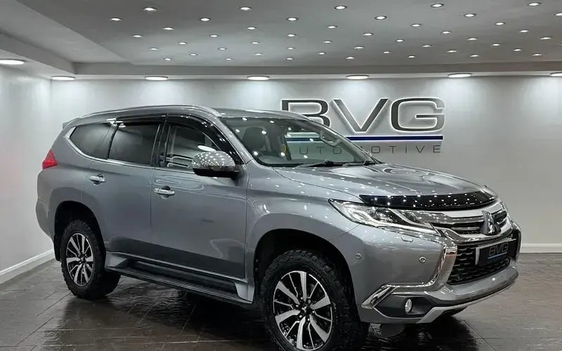 Used Mitsubishi Shogun 181 HP (133 kW) 2020 SUV