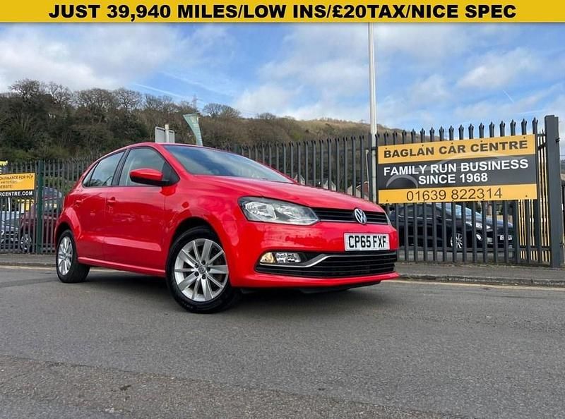 Used VW Polo SE 60 HP (44 kW) 2015 Red Hatchback