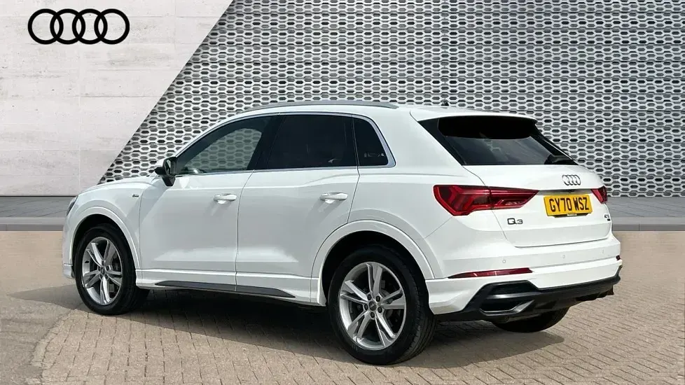Used Audi Q3 S-Line 190 HP (139 kW) 2020 White SUV