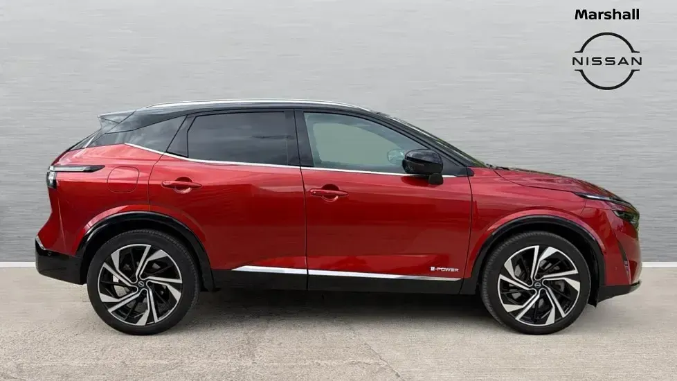 Used Nissan Qashqai Tekna+ 190 HP (139 kW) 2025 Red SUV